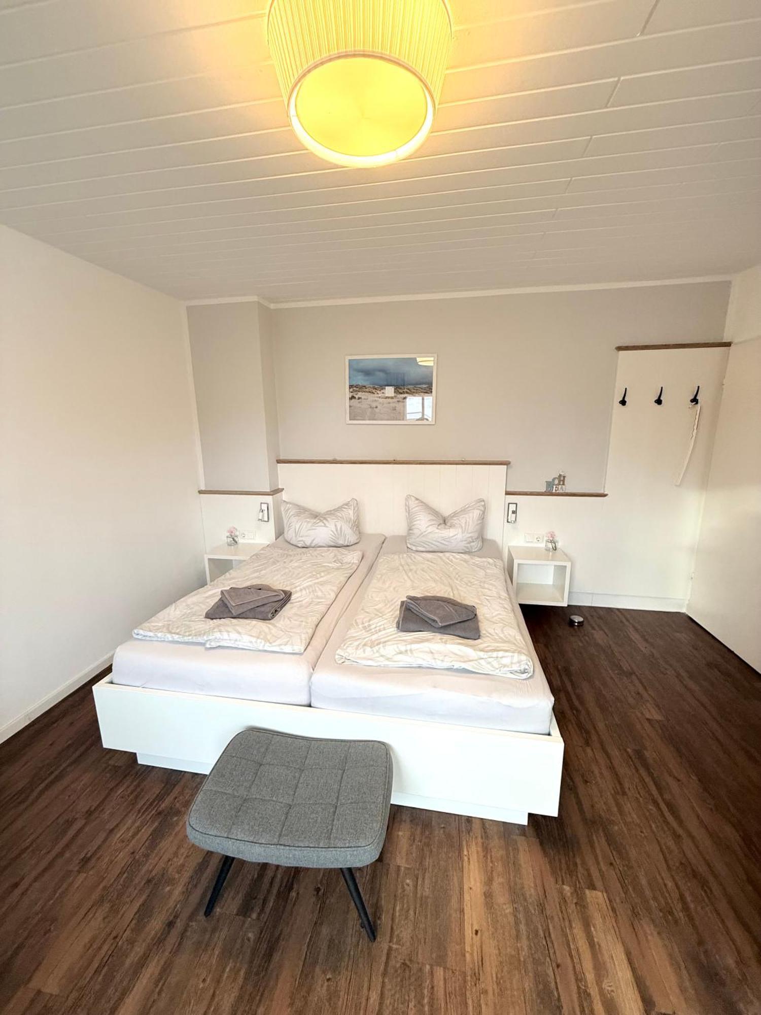 Hotel Garni Seeluft Buesum Экстерьер фото